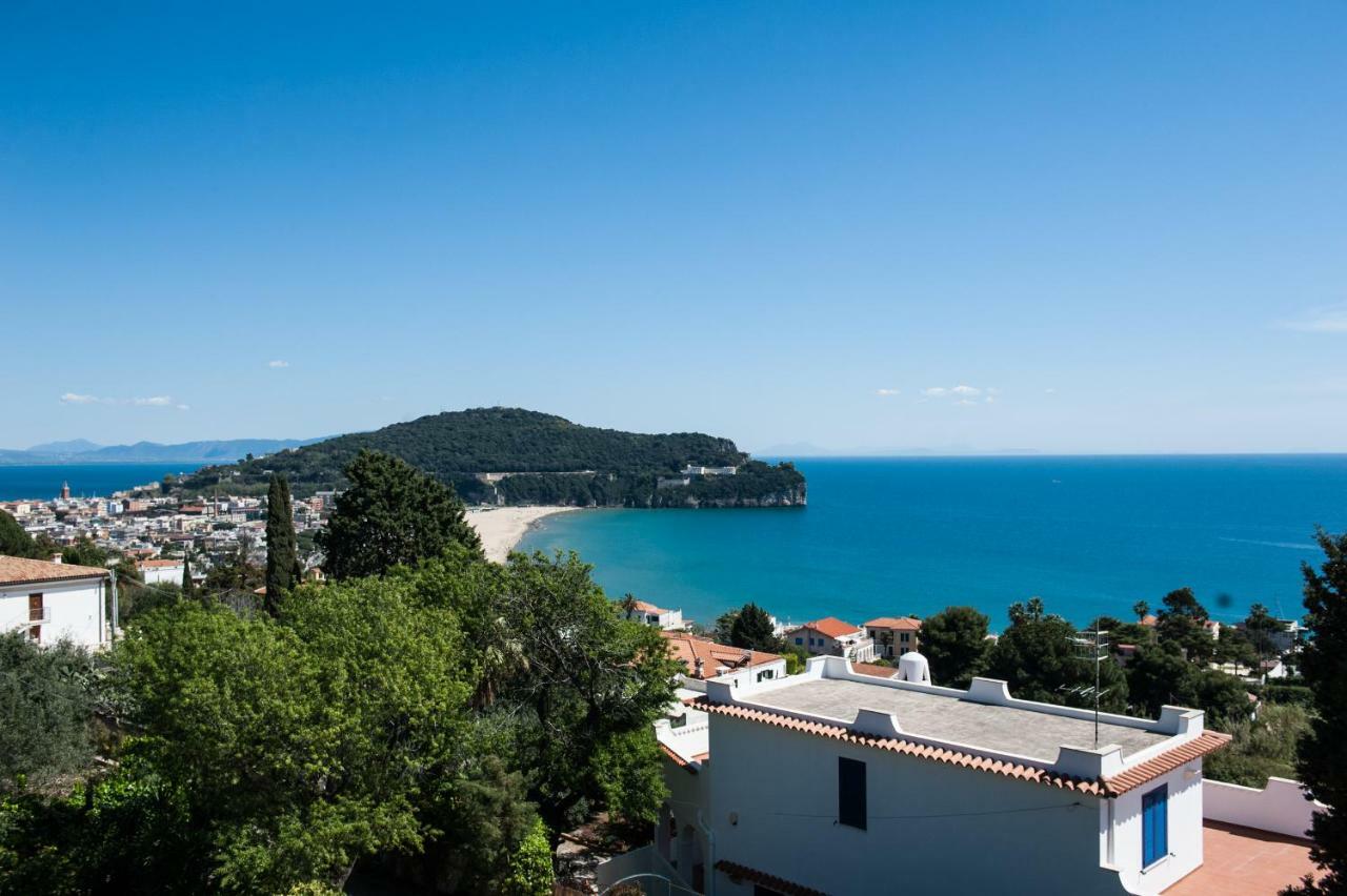 Il Giardino Dei Lauri Apartment Gaeta Exterior foto